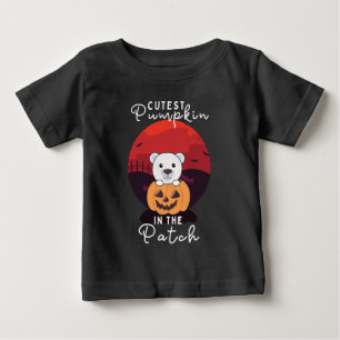 Polarbär im Kürbisbär Niedlicher Kürbis Baby T-shirt