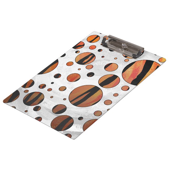 Polen Dot Tiger Hot orange und Black Print Klemmbrett (Schrägansicht)