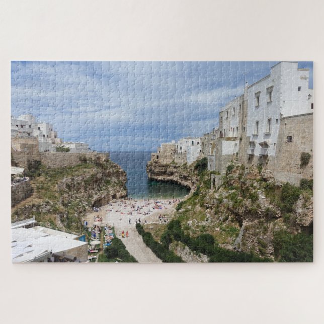 Polignano ein Stutenstadtstrand in Puglia (Horizontal)