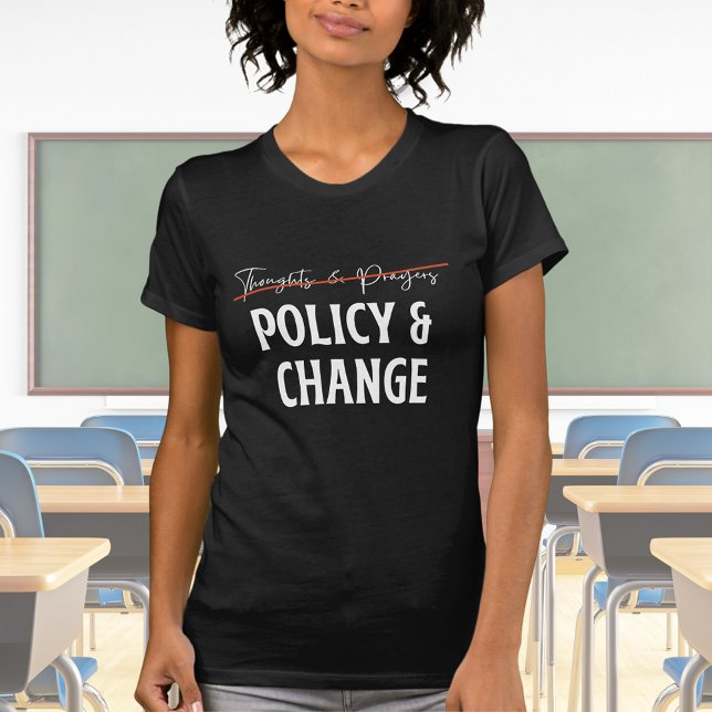 Politik statt Gebet und Kontrolle T-Shirt (Von Creator hochgeladen)