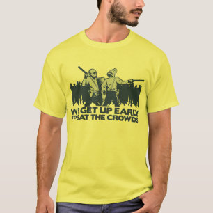 Polizei, die wir früh aufstehen, um die Mengen zu T-Shirt