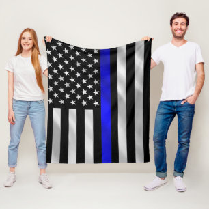 Polizei stützt USA-Flagge Fleecedecke