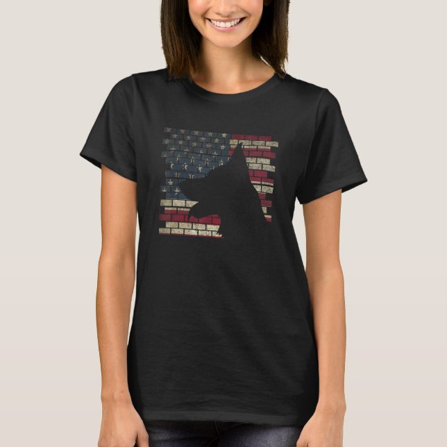 Polizeibeamter K9 Dog Shep Pd Amerikanische Flagge T-Shirt (Vorderseite)