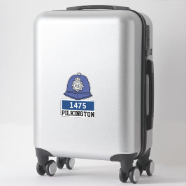Polizeihelm von Male UK mit Name und Nummer Aufkleber