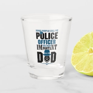 Polizeilicher Vater Rechtsdurchsetzung Vaterta Schnapsglas
