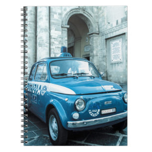 Polizeiwagen Fiats 500 in Italien-Notizbuch Notizblock