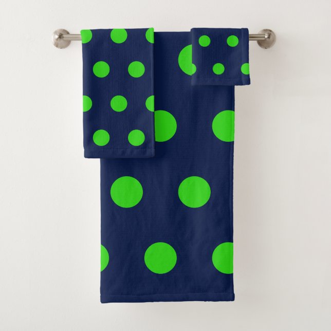 Polka Dot Bath Towels (Navy Blue & Lime Green) Badhandtuch Set (Insitu)