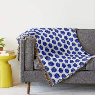 Polka Dot Precision: Der Blue Ray Bowl Decke