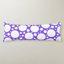 Polka Dots in Lila & weiß Seitenschläferkissen