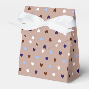 Polka-Herzen auf blassbraun Geschenkschachtel