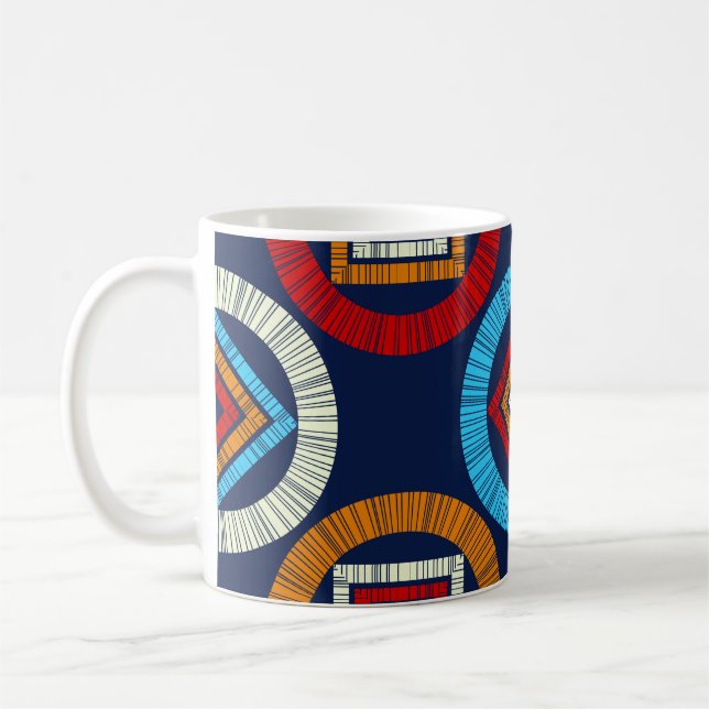 Polka weist ein nahtloses Muster auf. Mosaik ethni Kaffeetasse (Links)