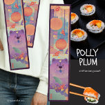 POLLY PLUM Chow dog Schal<br><div class="desc">Polly Plum die "großzügig geplüschte" Chow hat einen Flair für Essen und eine Faszination mit chinesischen Laternen. Ihr auffallender lila Mantel, ein Ergebnis einer seltenen genetischen Mutation, verleiht ihr eine fast mystische Präsenz, wie eine lebendige Leinwand. Pollys kulinarische Vorlieben sind so einzigartig wie ihr Aussehen - sie hat eine tiefe...</div>