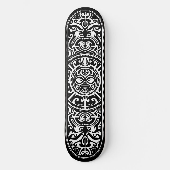 Polynesisches Stammes- Gesicht Schwarzweiss Skateboard (Vorderseite)