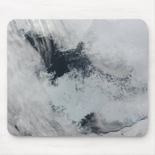 Polynya (offenes Wasser) im Beaufort Meer Mousepad (Vorne)