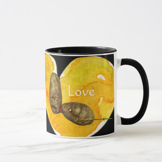 Pommes de terre drôles dans des tasses (Droite)