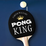 PONG KING Personalisiert bearbeitbares Schwarz Tischtennis Schläger<br><div class="desc">Crown the master of ping pong mit einem personalisierten PONG KING Paddel mit Ihrer Wahl der Hintergrundfarbe. FARBVERÄNDERUNG: Ändern Sie den Hintergrund,  indem Sie auf die Registerkarte WEITERE ANKUNFT klicken. Kontaktieren Sie den Designer über den Zazzle Chat oder makeitaboutyoustore@gmail.com ,  wenn Sie dieses Design modifizieren möchten.</div>