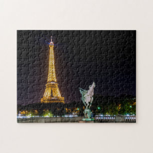 Pont de Bir-Hakeim in night - Paris, Frankreich