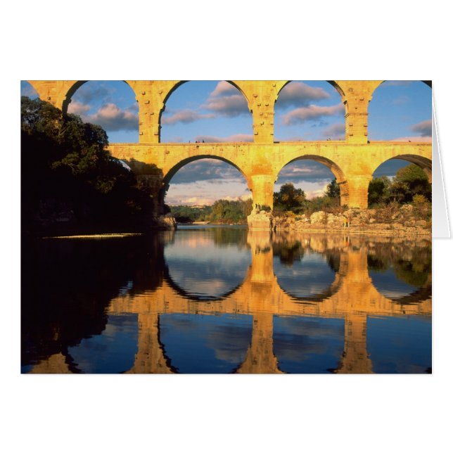 Pont du Gard, Gardon River, Gard, Languedoc, (Devant horizontal)