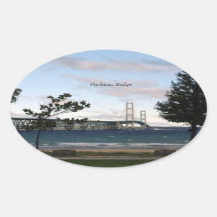 Pont Mackinac avec autocollant des arbres