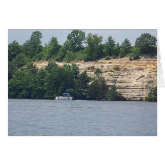 Ponton par une falaise