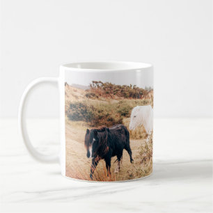 PONY HERDE IN DER HERBSTÜHLE KAFFEETASSE
