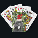 Poodle Dog Christmas Tree Snowman Red Weihnachtsma Spielkarten<br><div class="desc">Niedlicher Poodle Hund mit roter Weihnachtsmannmütze mit Weihnachtsbaumschneedekor im Hintergrund.</div>