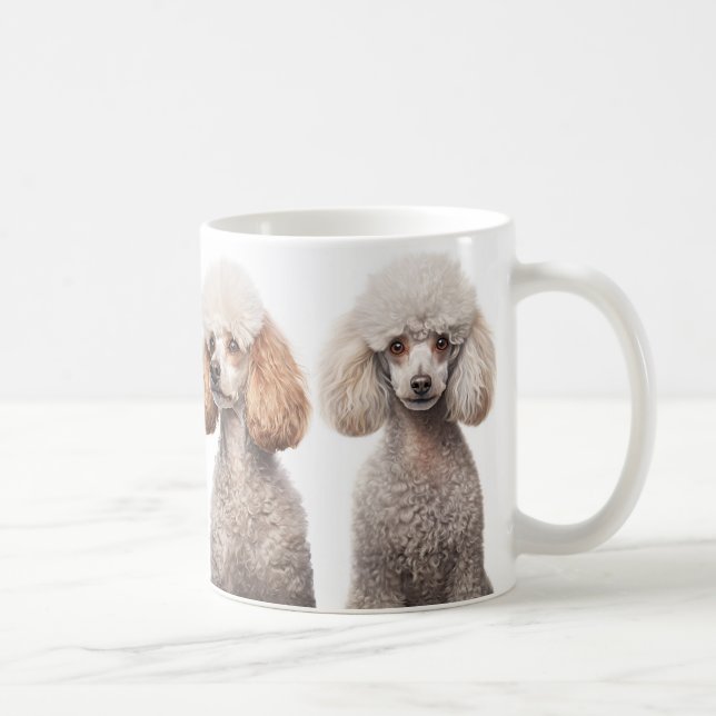 Poodle liebt die Tasse (Rechts)
