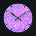 Pop art bubble wrap runde wanduhr<br><div class="desc">Pop art bubble wrap pattern in blue and purple</div>