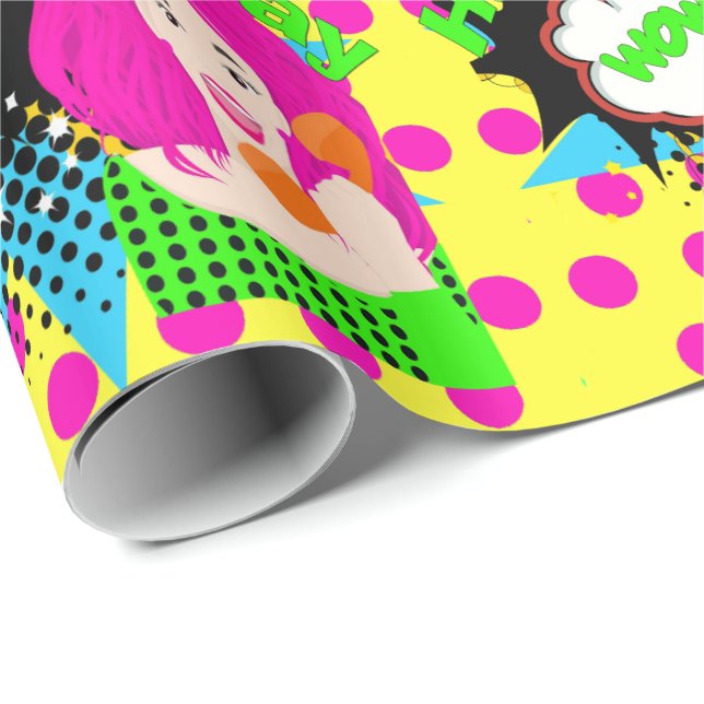 Pop Art Girl on Phone Happy Birthday Geschenkpapier (Rolleneckpunkt)
