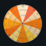 Pop Art Modern 60er Funky Geometric Rays in Orange Dartscheibe<br><div class="desc">Dieses angesagte Retro-60er-inspiriert Pop-Kunstdesign hat helle,  psychedelisch orangefarbene Rochen / Sonnenaufgänge,  die in einem geometrischen Muster abschießen. Dieses trendige,  minimalistische,  ultra-Mod-Design hat zwölf Strahlen in verschiedenen Orangetönen. Es ist groovy,  Baby.</div>