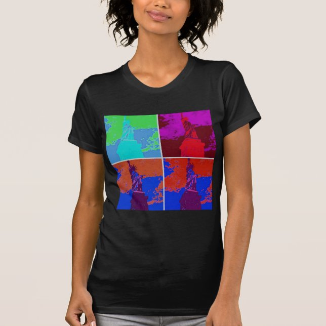 Pop Art Style Statue of Liberty T-Shirt (Vorderseite)