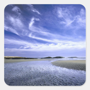 POPHAM BEACH STATE PARK, MAINE. USA. Cirrus Quadratischer Aufkleber