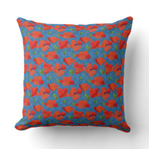 Poppies de champ écarlate sur Coussin bleu ou cous