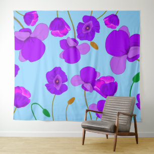 Poppy Lilac auf blass-blauem Hintergrund Wandteppich