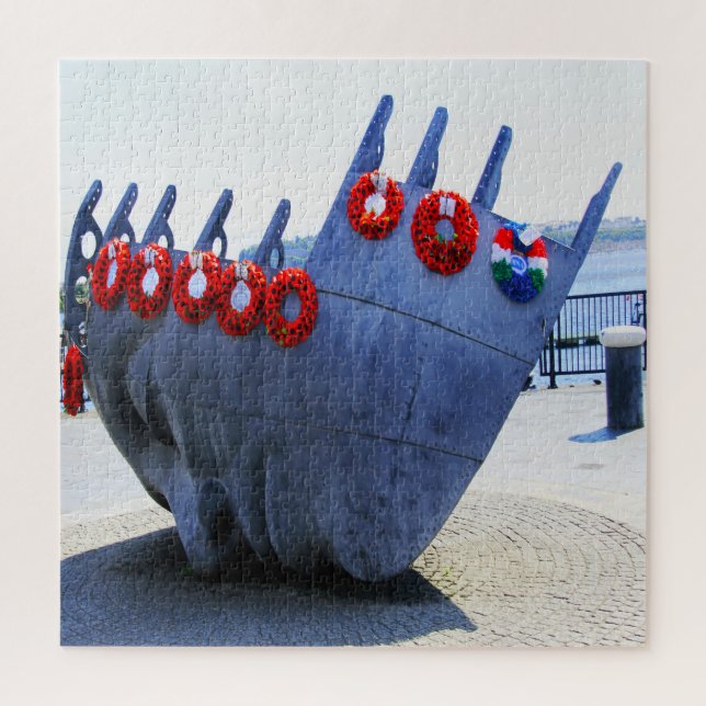 Poppy War Memorial (Vertikal)