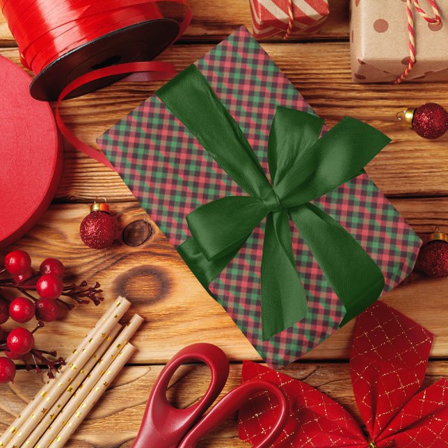 Populäre Trendy Red Green Black Kariert Geschenkpapier (Mad for Plaid!)