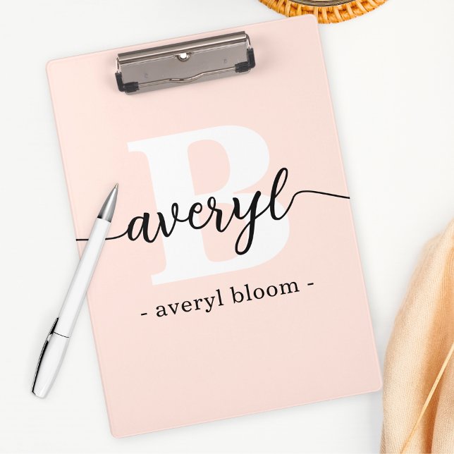 Porte-bloc Calligraphie Monogramme Fille Nom initial Blush Ro (Créateur téléchargé)