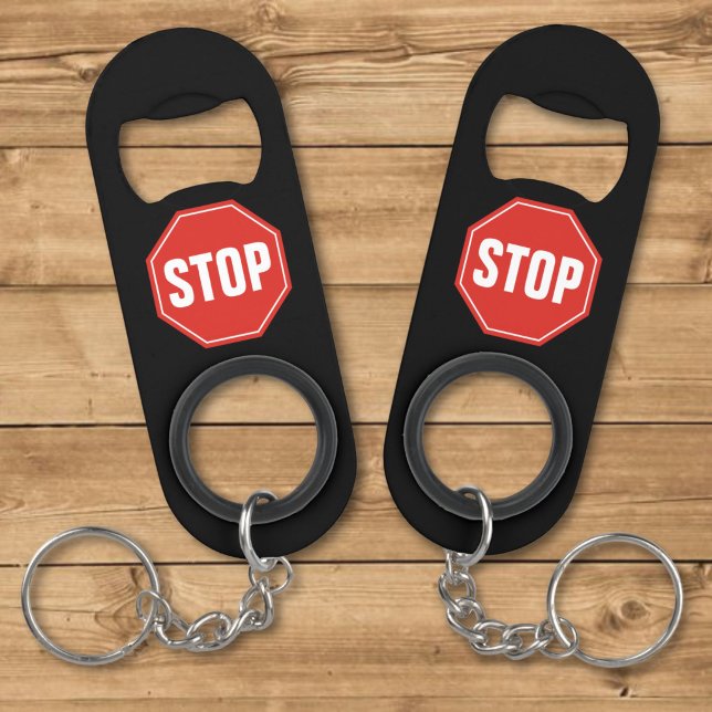 Porte-clé Décapsuleur Panneau STOP (Créateur téléchargé)