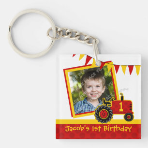 Porte-clés Ă?re photo d'anniversaire de tracteur rouge