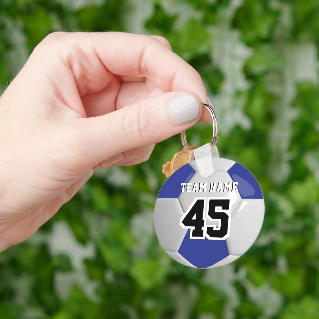 Porte-clés Bleu foncé et blanc Team Soccer Ball (main)