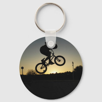 Porte-clés BMX vélo freestyler cascade saut
