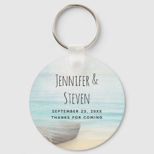 Porte-clés Coastal Beach Scene with a Fishing Boat Wedding