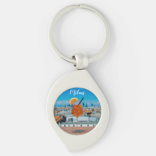 Porte-clés Cocktail Spritz sur une table avec vue sur Milan