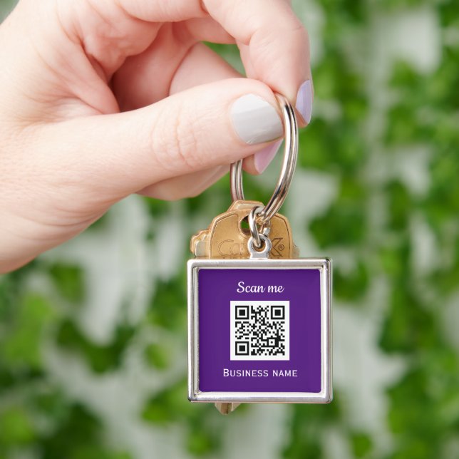 Porte-clés Code QR Business Logo Professionnel Purple Moderne (main)
