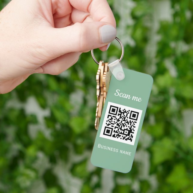 Porte-clés Code QR Logo Professionnel Sage Green (main)
