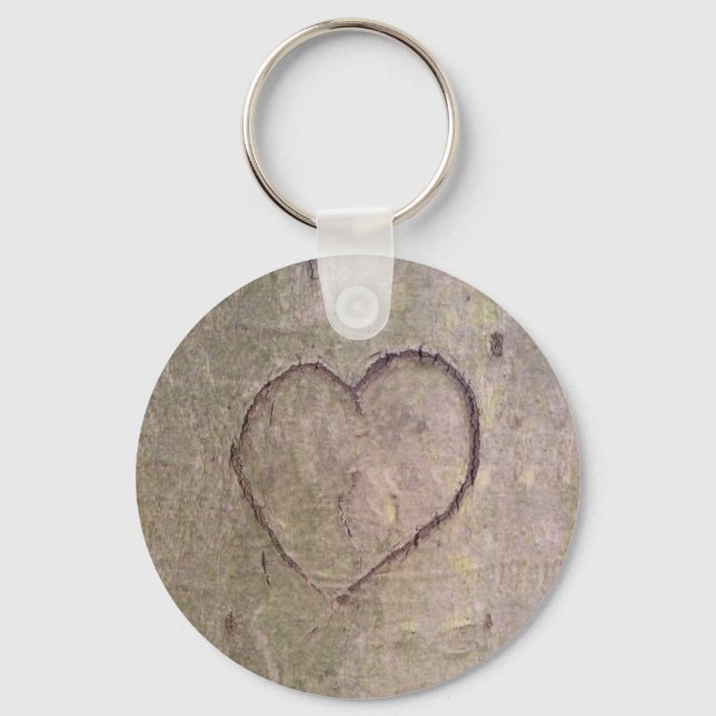 Porte-clés Coeur sculpté dans un arbre (Recto)