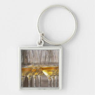 Porte-clés deux rangées de verres à dégustation de vin avec l