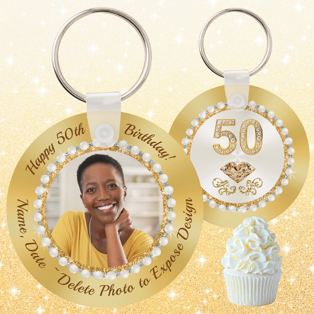 Porte-clés Elégante, fête du 50e anniversaire pour une femme (50th Birthday Party Favors. Golden Birthday Favors, Gold, Photo Keychains. 50th Birthday Souvenirs)