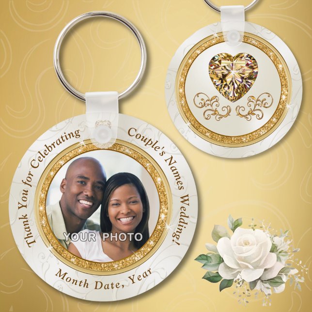 Porte-clés Faveurs de mariage personnalisées pas chères en BU (Cheap wedding favors. Photo wedding favors. Personalised wedding favours. Gold and Ivory wedding.)