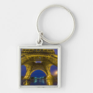 Porte-clés France, Paris. Tour Eiffel illuminée à